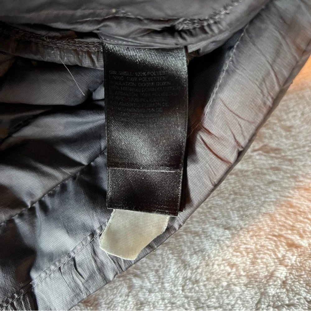 The North Face Women’s Tonnerro Quilted Goose Down Jacket Rabbit Grey Medium - Picture 8 of 9